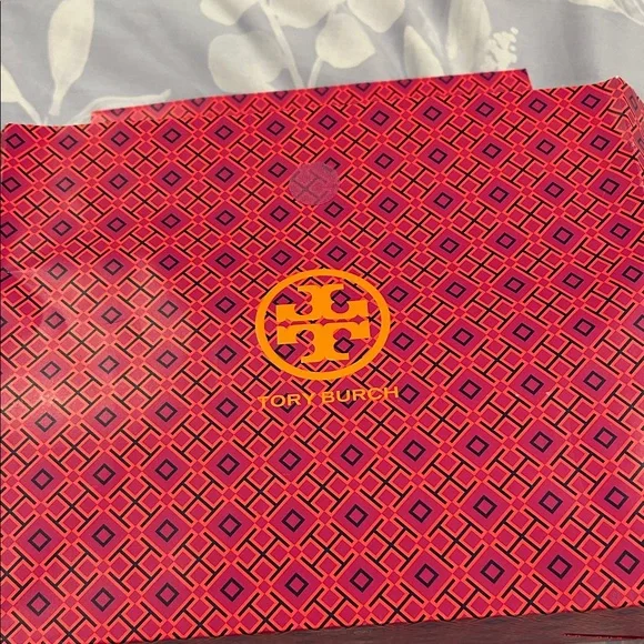 Tory Burch Beige Canvas Tote with Black Logo - Picture 2 of 3